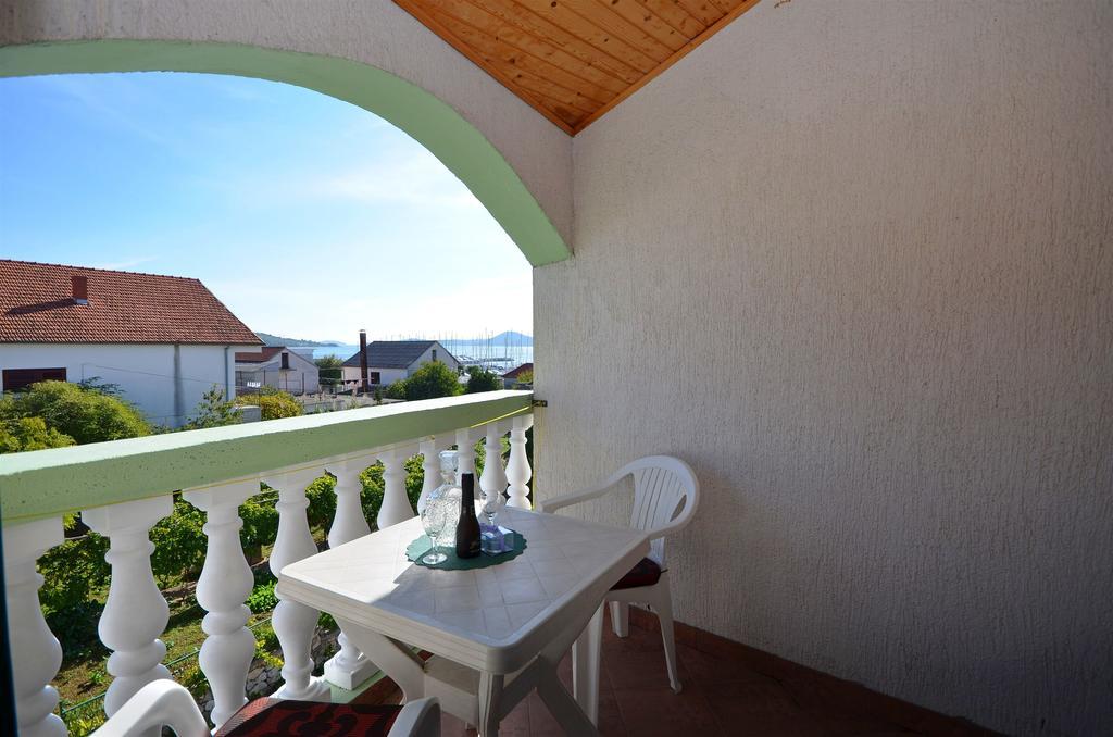 Apartments Nada Vodice Eksteriør billede